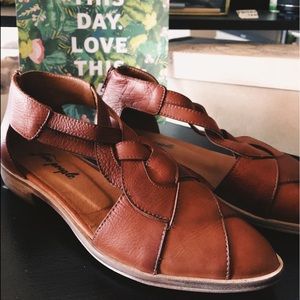 NWT Leather Free People Sandles